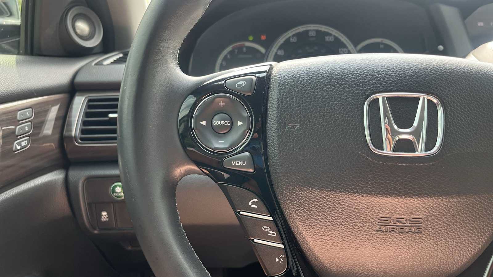 Used 2017 Honda Accord EX-L image 42