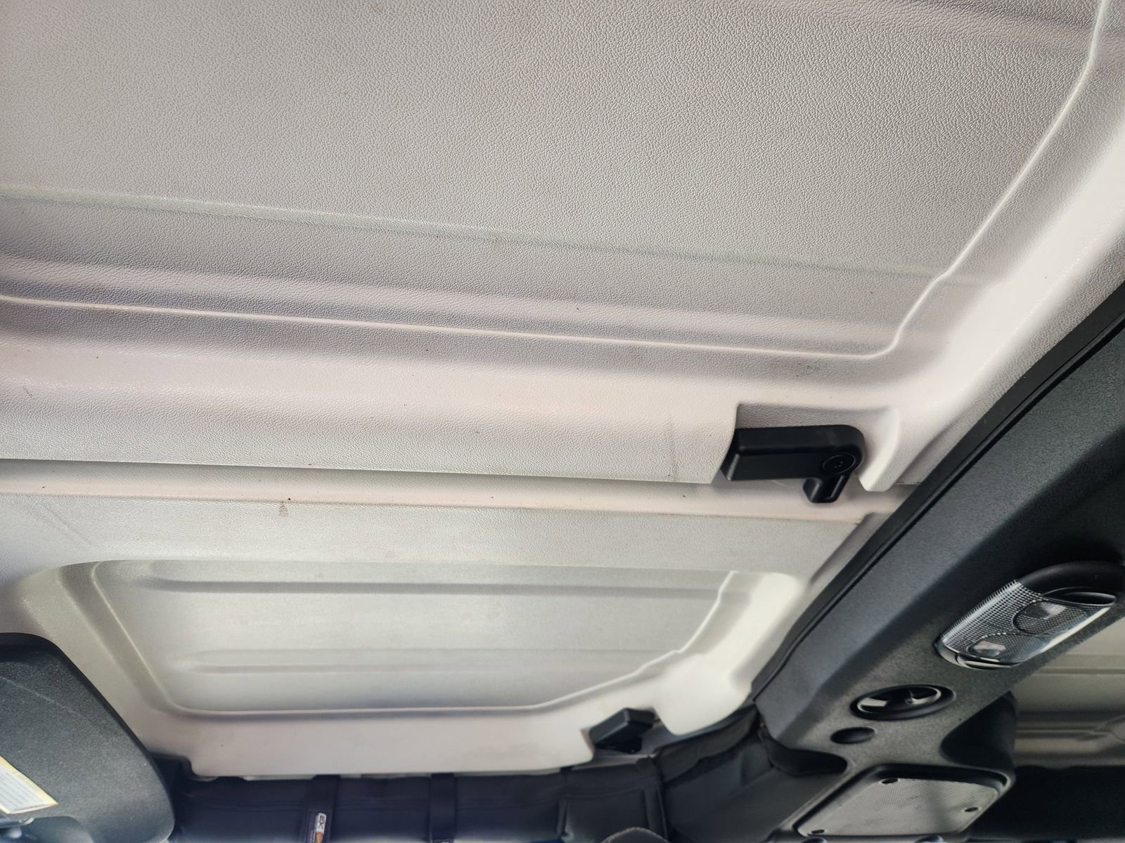 Used 2016 Jeep Wrangler Unlimited Sahara image 29