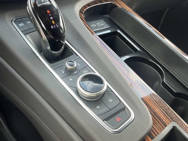 Certified 2024 Cadillac Escalade Luxury AWD/4WD image 23