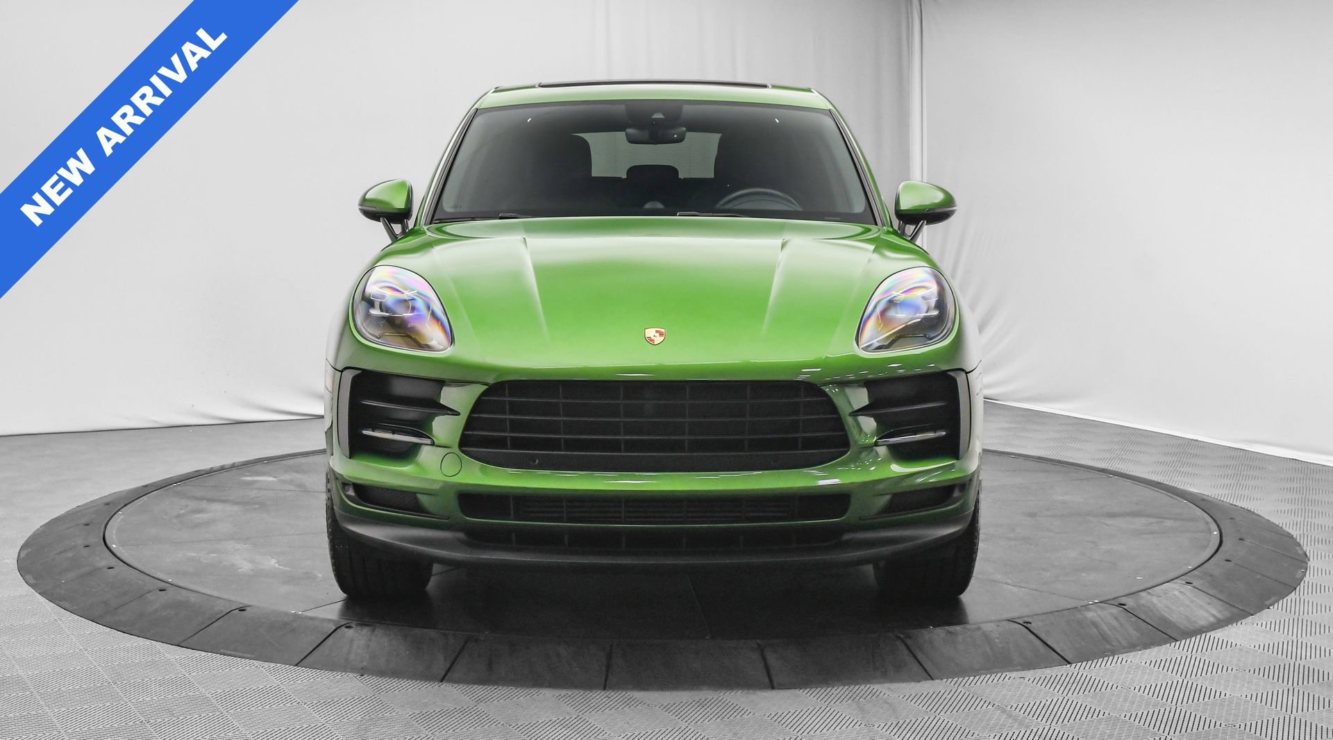 Used 2019 Porsche Macan Base image 2
