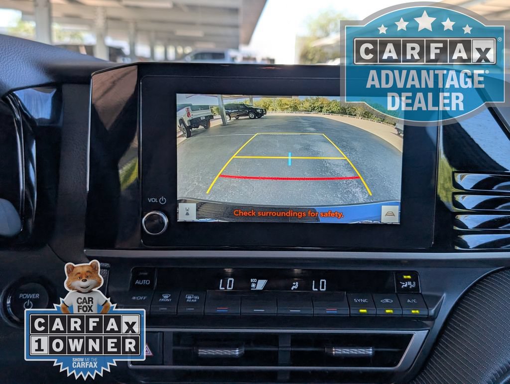 Used 2025 Toyota Camry SE FWD image 7