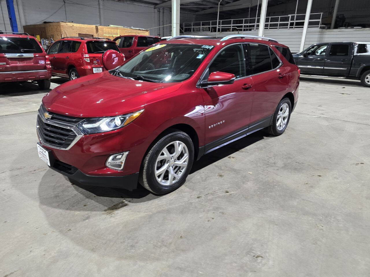 Used 2018 Chevrolet Equinox LT w/ Sun & Infotainment Package AWD/4WD image 1