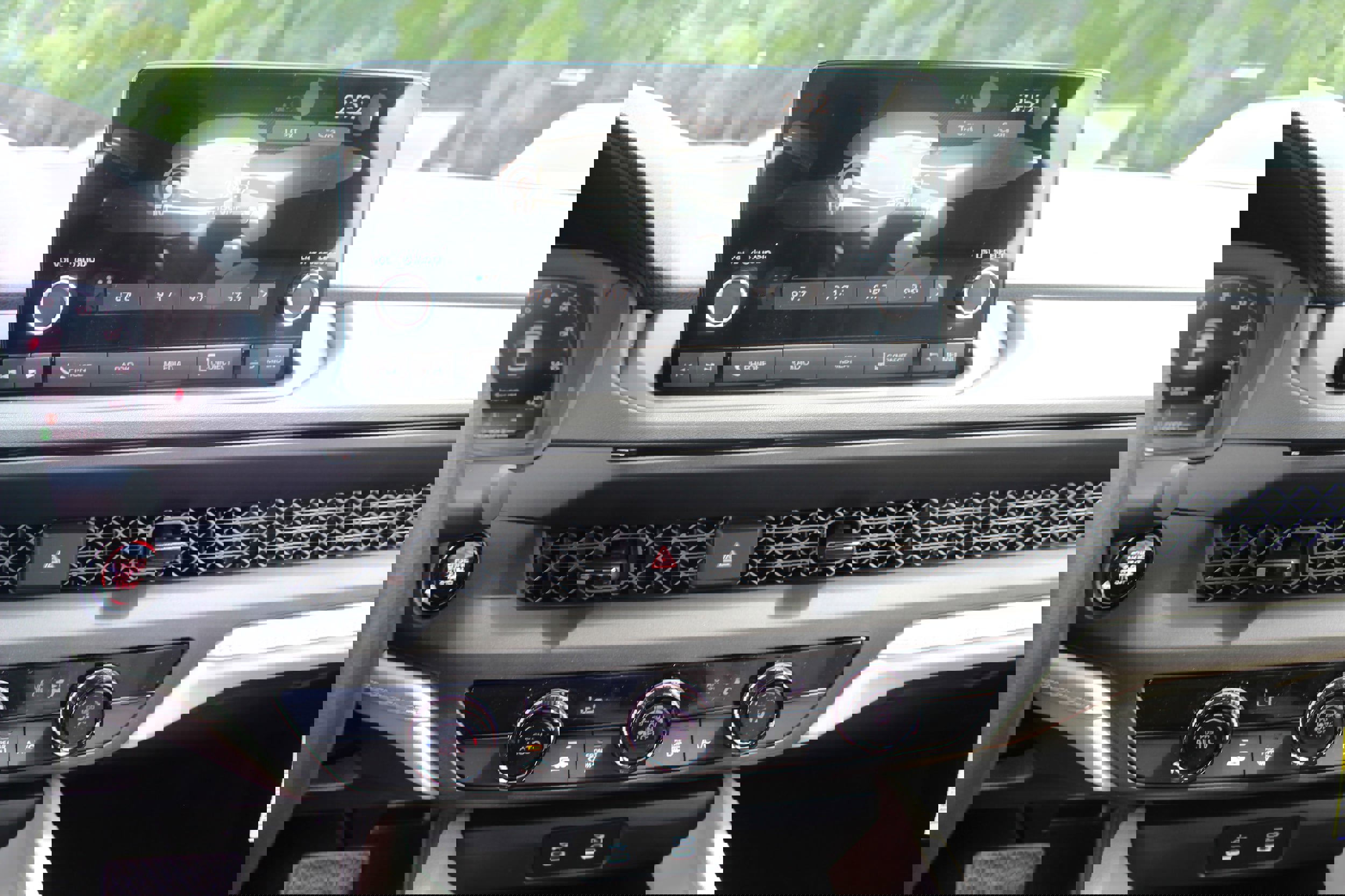 New 2025 Honda Accord LX image 7