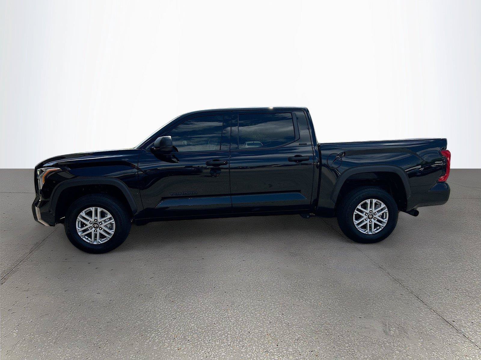 Used 2025 Toyota Tundra SR5 AWD/4WD image 7
