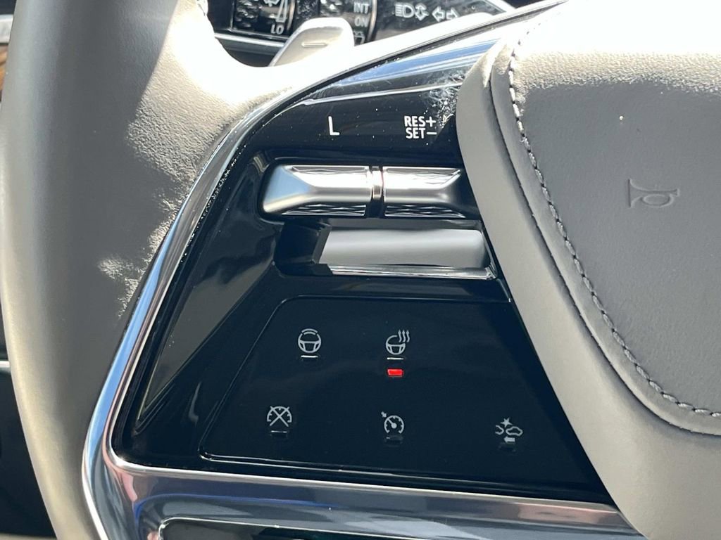 Certified 2025 Cadillac Escalade Sport Platinum image 32