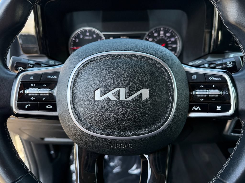 Certified 2022 Kia Sorento SX AWD/4WD image 20