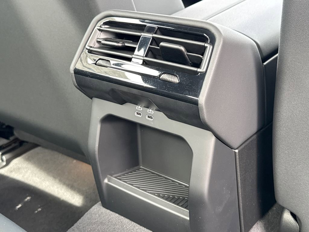 New 2026 BMW 530i w/ M Sport Package image 18