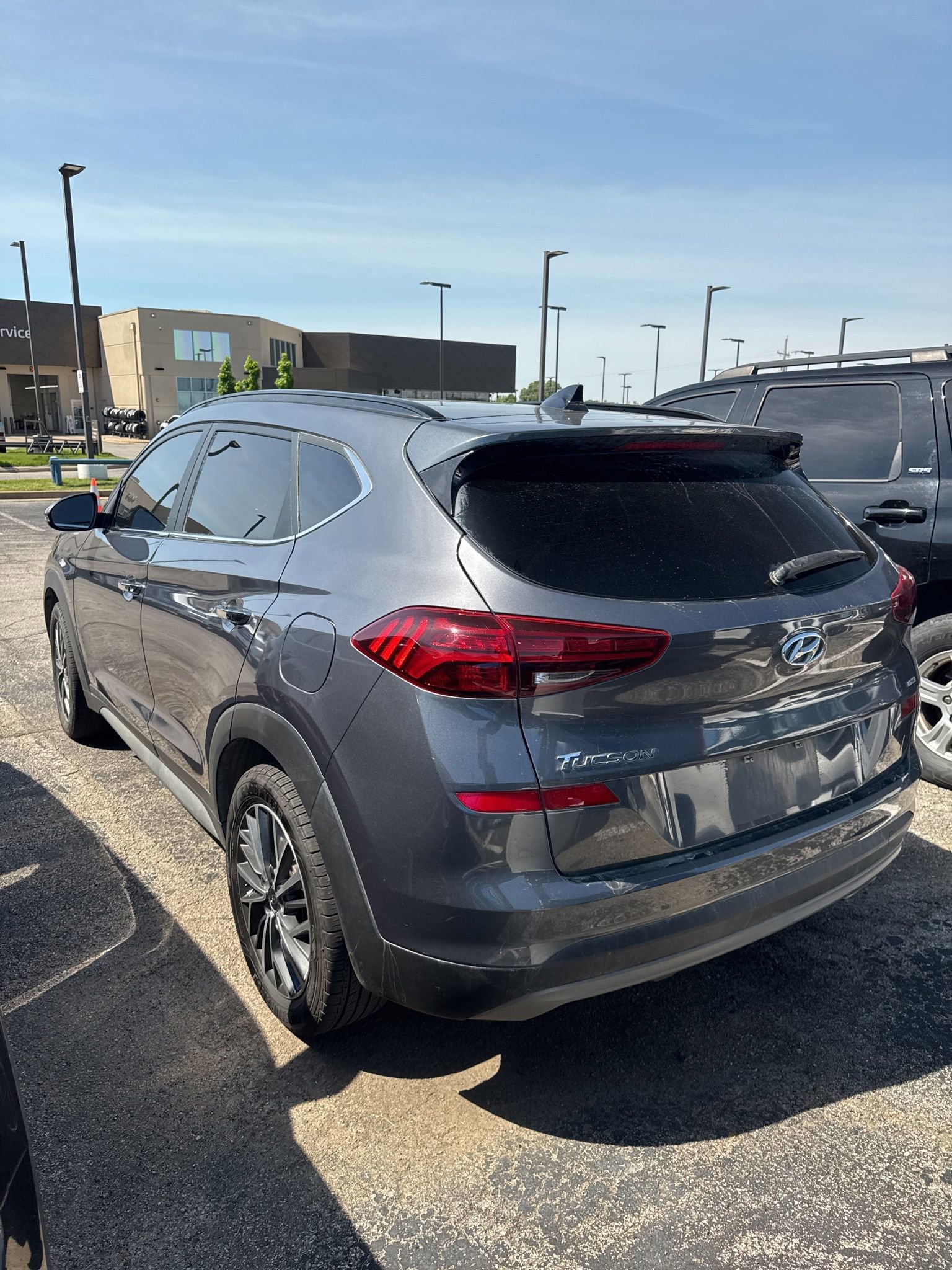 Used 2021 Hyundai Tucson Ultimate w/ Cargo Package AWD/4WD image 4