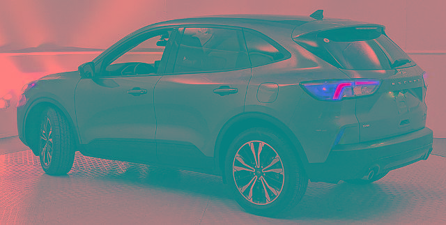 Certified 2022 Ford Escape SE w/ SE Sport Appearance Package image 4