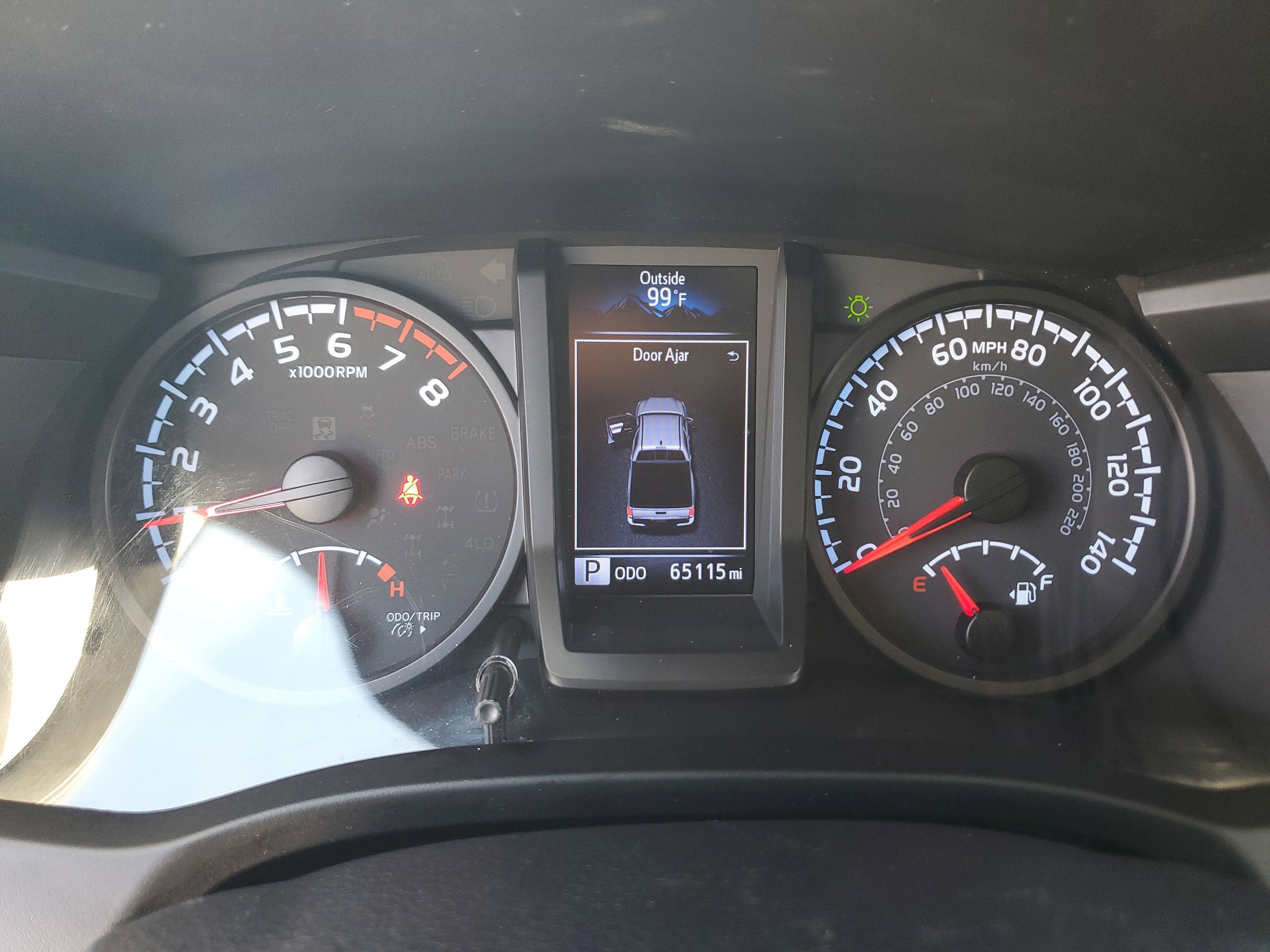 Used 2020 Toyota Tacoma SR image 30