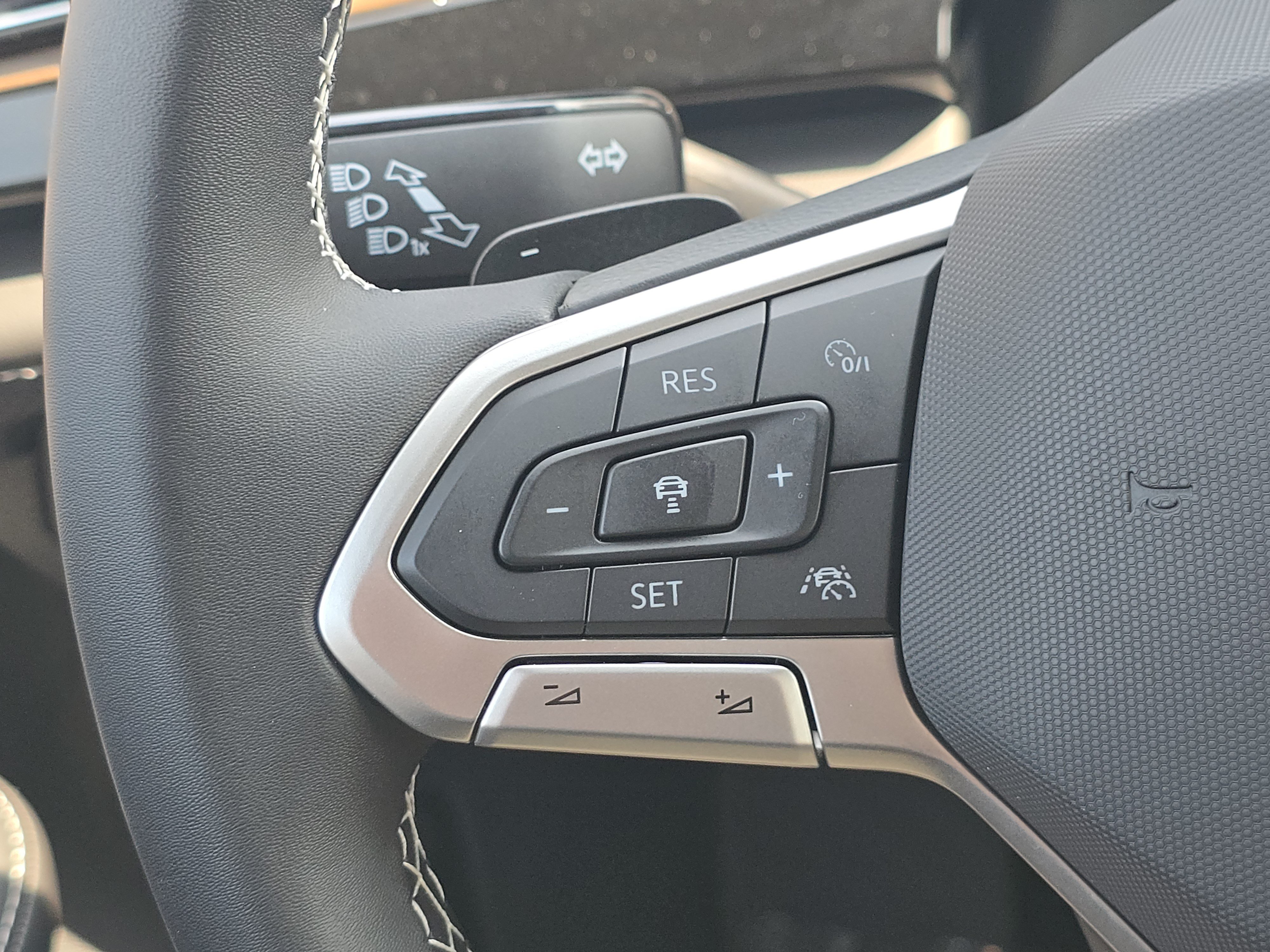 New 2026 Volkswagen Atlas SE AWD/4WD image 25