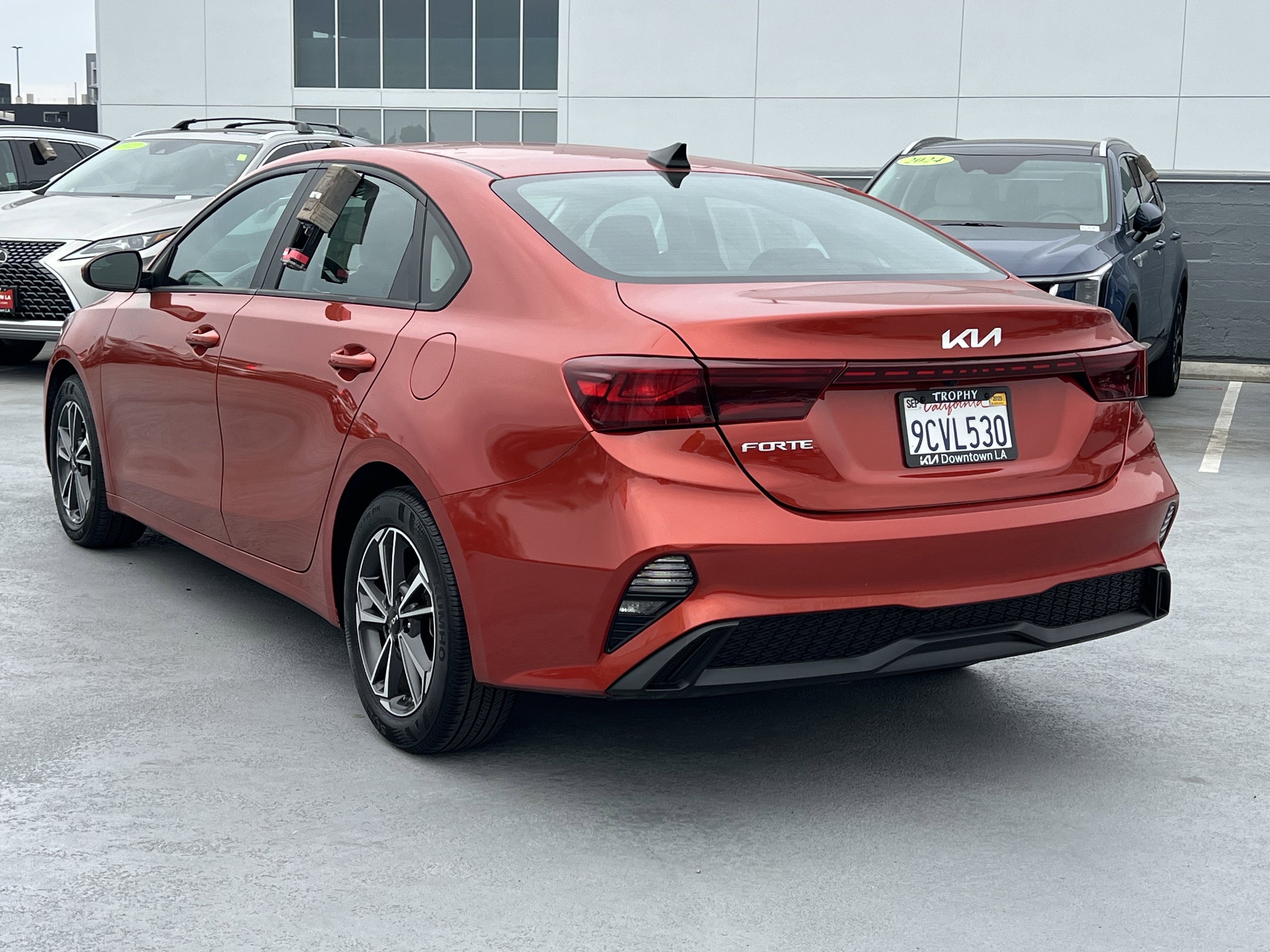Used 2023 Kia Forte LXS image 4