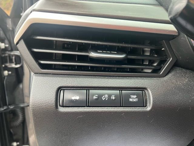 Used 2023 Nissan Altima 2.5 SV image 10