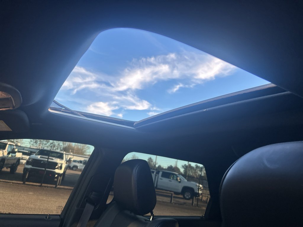 Used 2022 Dodge Durango GT image 25