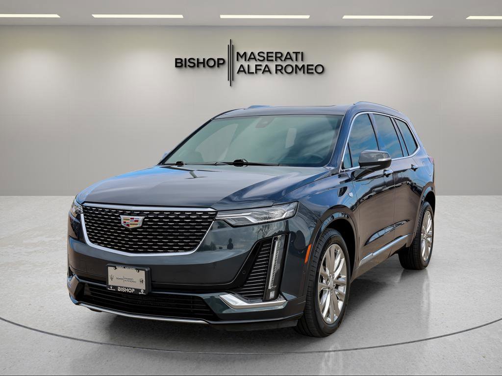 Used 2023 Cadillac XT6 Premium Luxury w/ Technology Package image 3