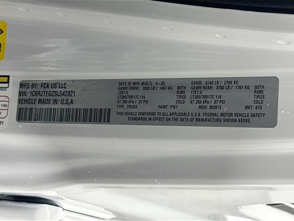 New 2025 Jeep Gladiator Mojave image 19