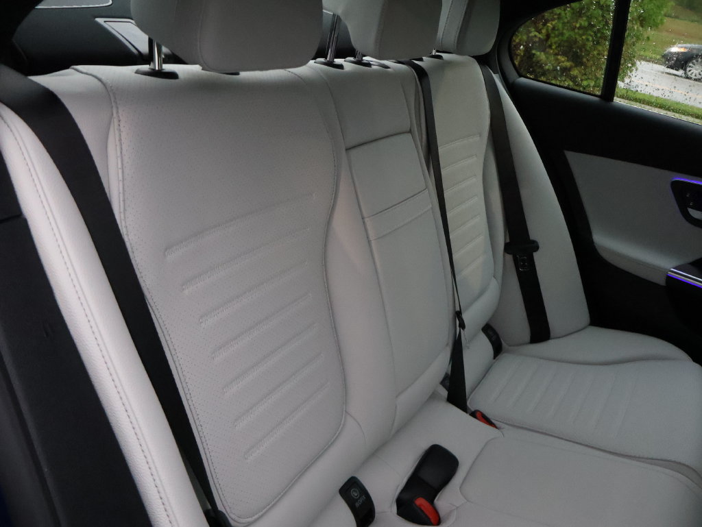 New 2026 Mercedes-Benz C 300 4MATIC Sedan image 12