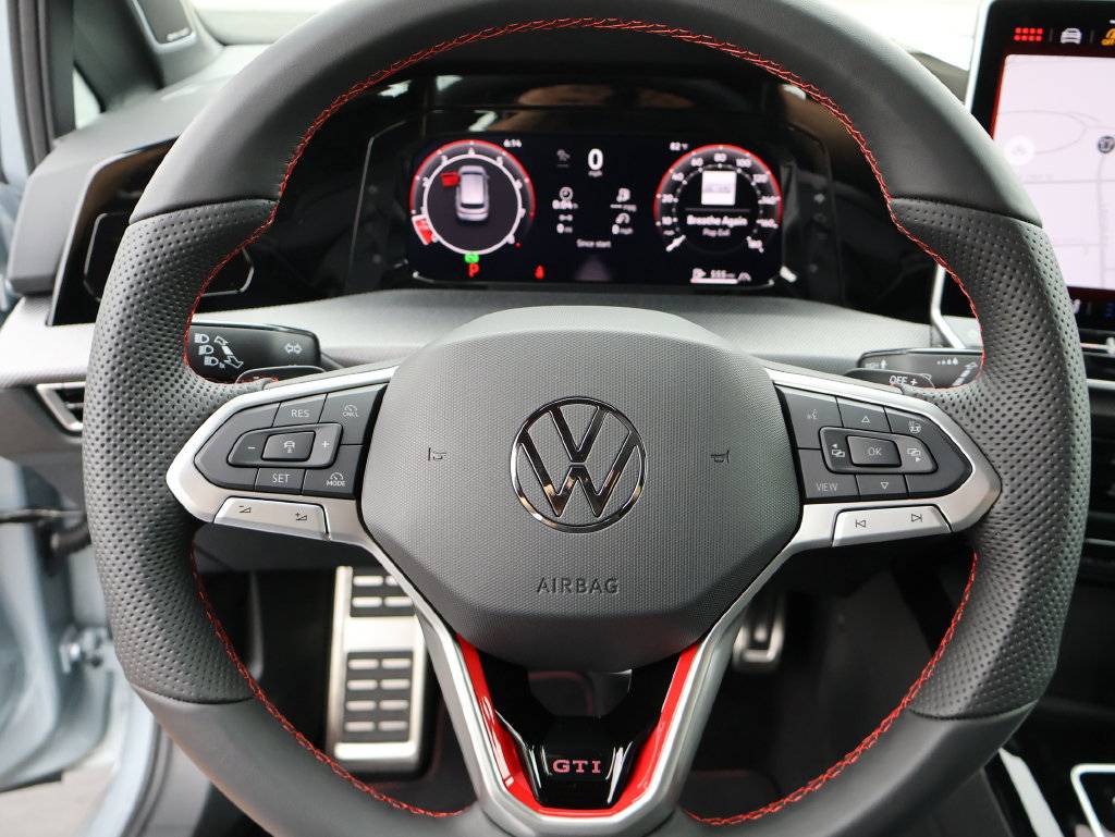 New 2026 Volkswagen GTI SE FWD image 25