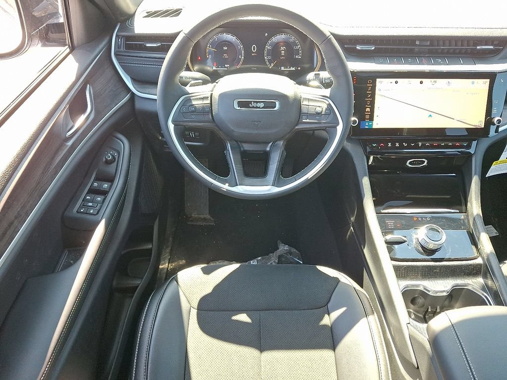 New 2026 Jeep Grand Cherokee Altitude AWD/4WD image 8