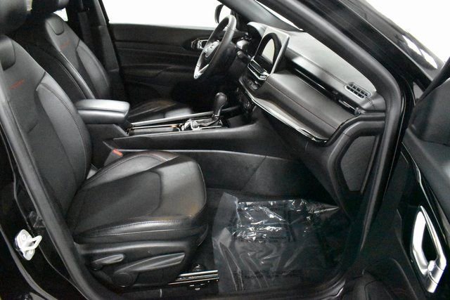 Used 2024 Jeep Compass Trailhawk image 14