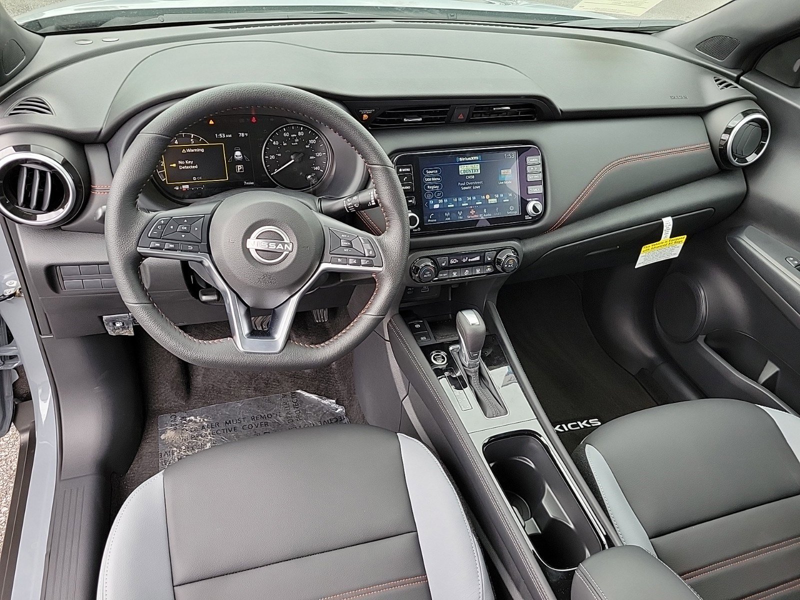 New 2024 Nissan Kicks SR w/ SR Premium Package image 18