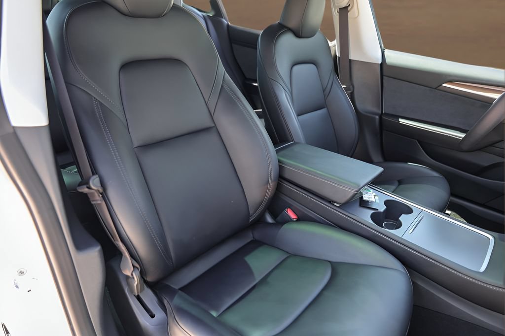 Used 2023 Tesla Model 3 Standard Range RWD image 27