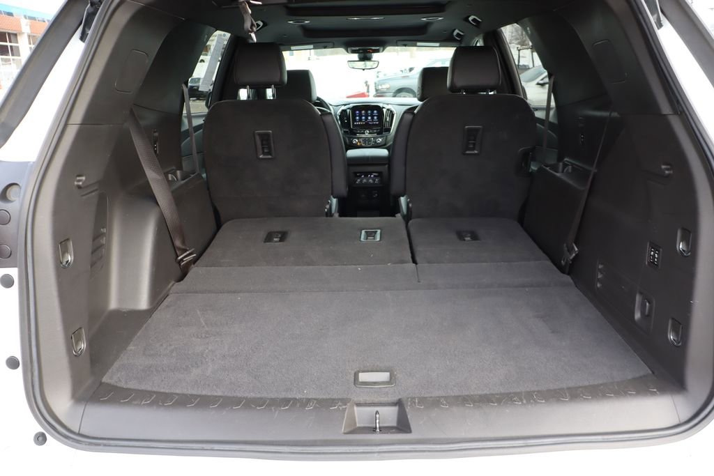 Used 2022 Chevrolet Traverse High Country image 43