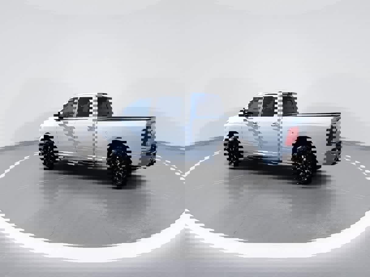 Used 2017 RAM 1500 Classic SLT image 6