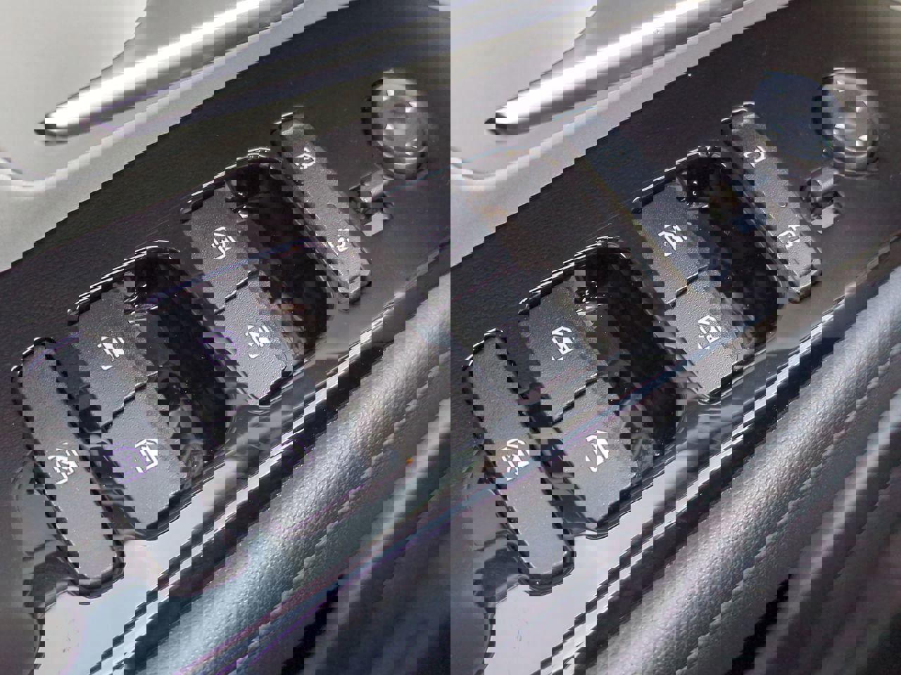 Used 2024 Hyundai Tucson Limited image 25