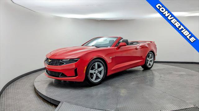 Used 2020 Chevrolet Camaro LT image 2