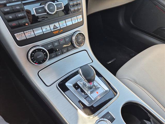 Certified 2016 Mercedes-Benz SLK 300 image 10