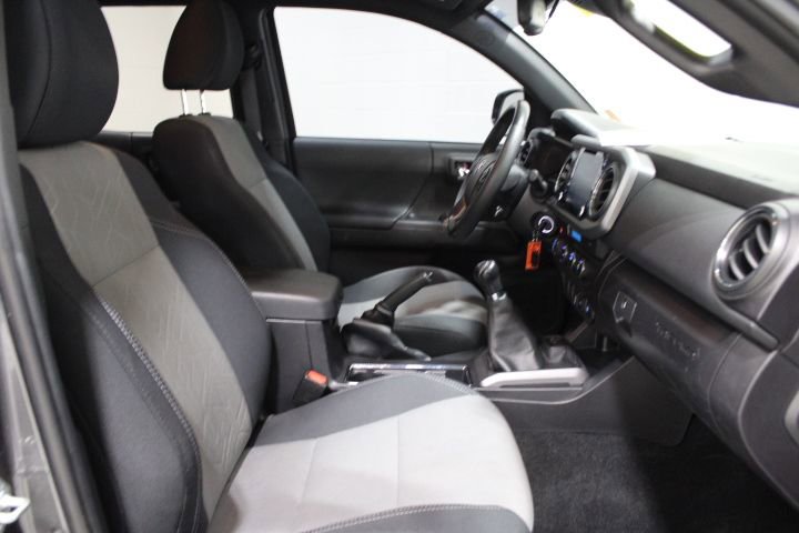 Used 2023 Toyota Tacoma TRD Sport image 24
