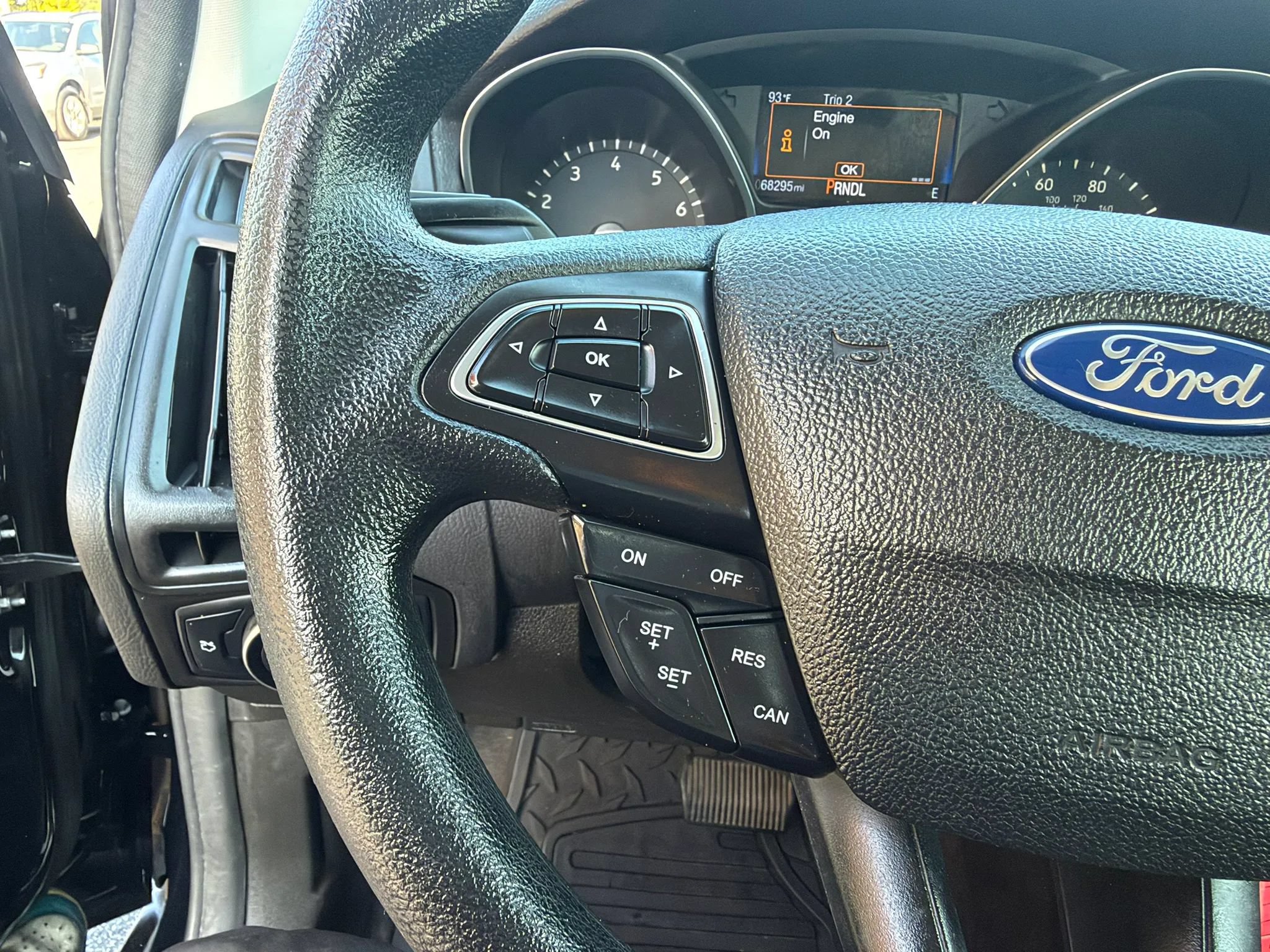 Used 2016 Ford Focus SE FWD image 17