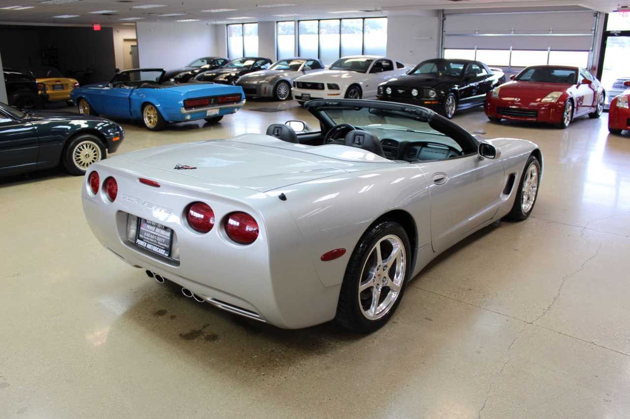 Used 2004 Chevrolet Corvette Convertible w/ Preferred Equipment Group image 37