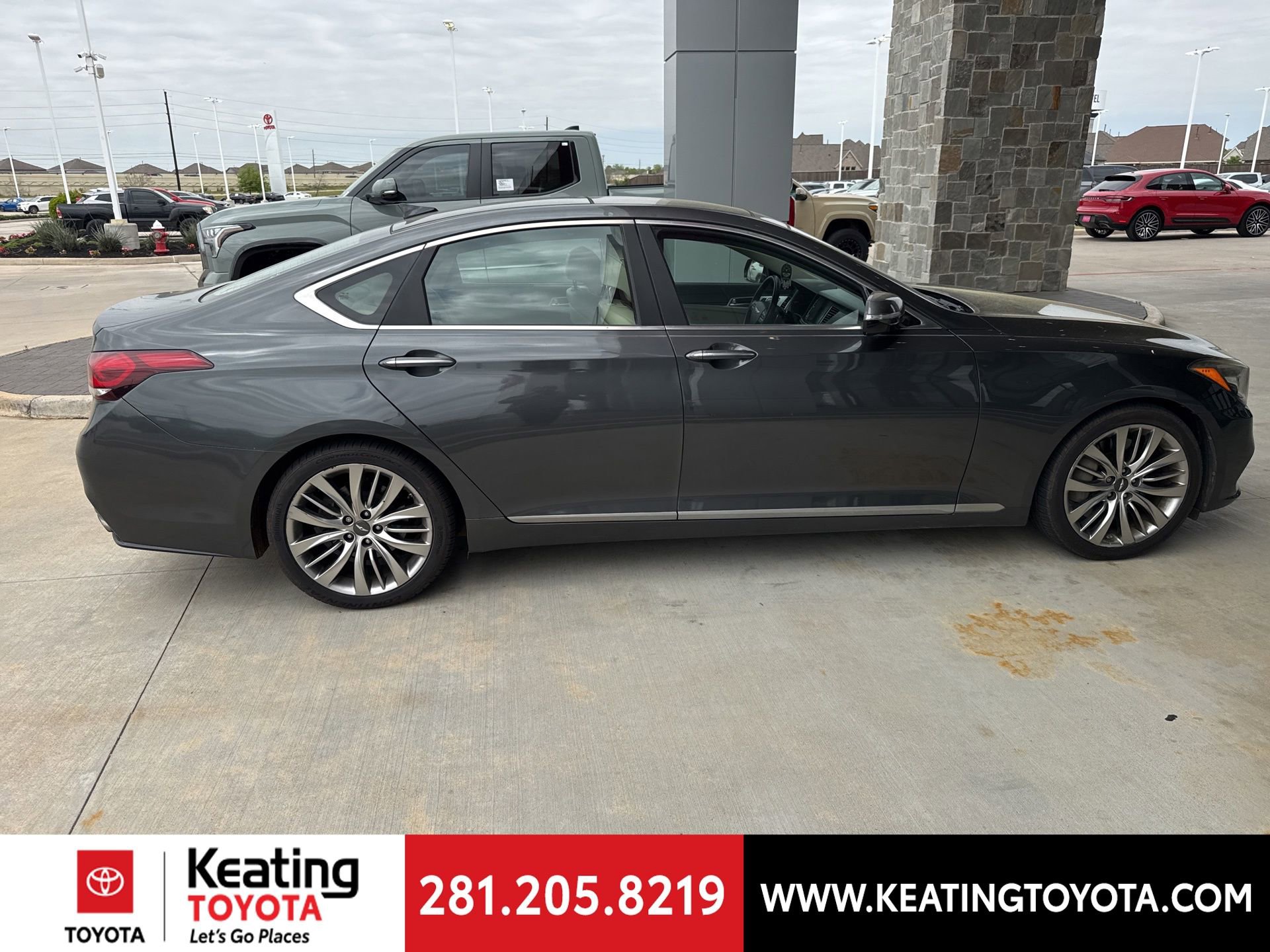 Used 2018 Genesis G80 5.0 Ultimate RWD image 8