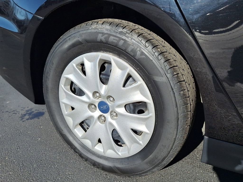 Used 2020 Ford Fusion S image 23