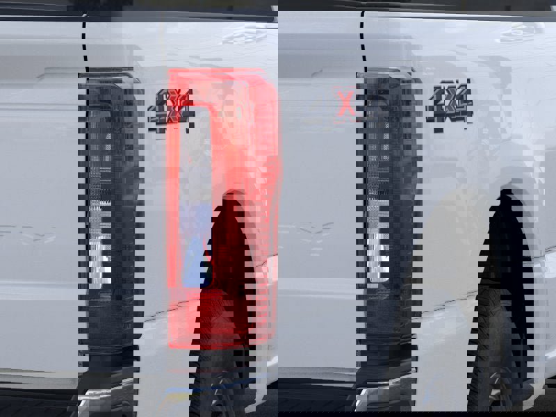 New 2026 Ford F250 XL w/ XL Chrome Package image 21