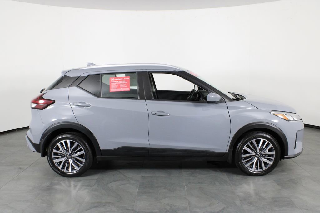 Used 2024 Nissan Kicks SV image 15