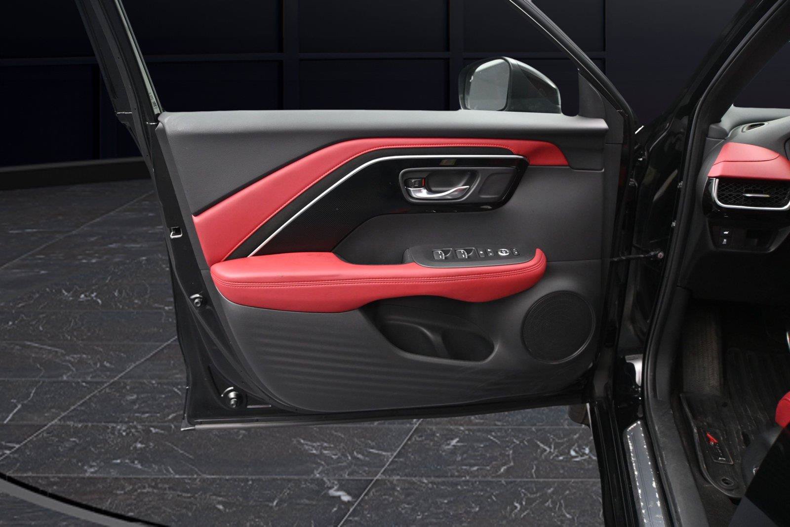 Certified 2025 Acura ADX A-Spec AWD/4WD image 9