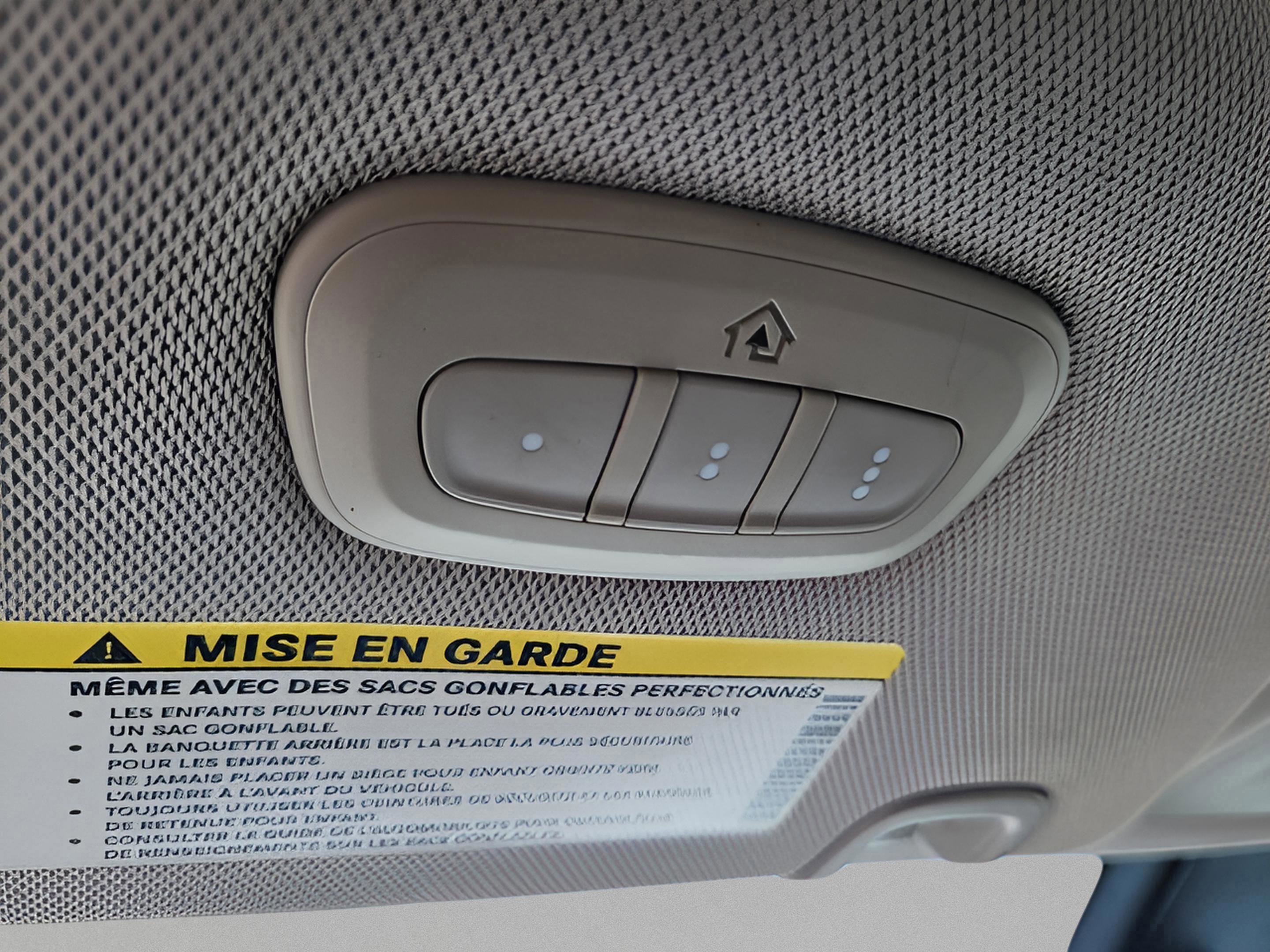 Used 2019 Chrysler Pacifica Touring Plus image 18