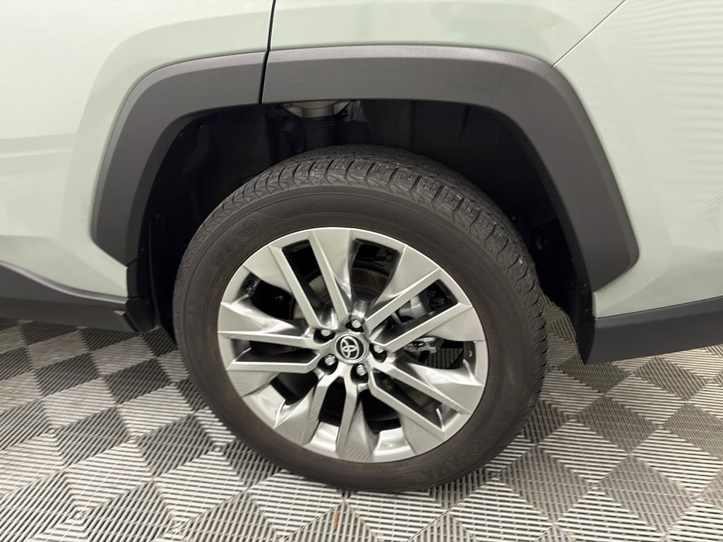 Used 2023 Toyota RAV4 XLE Premium FWD image 22