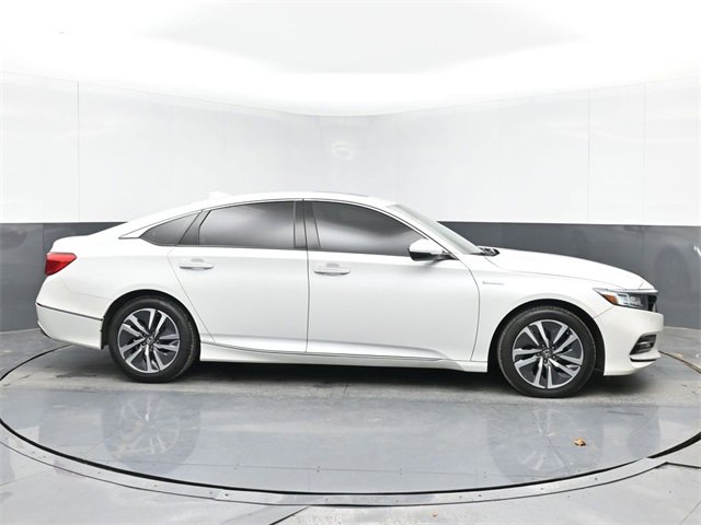 Used 2019 Honda Accord Touring image 11