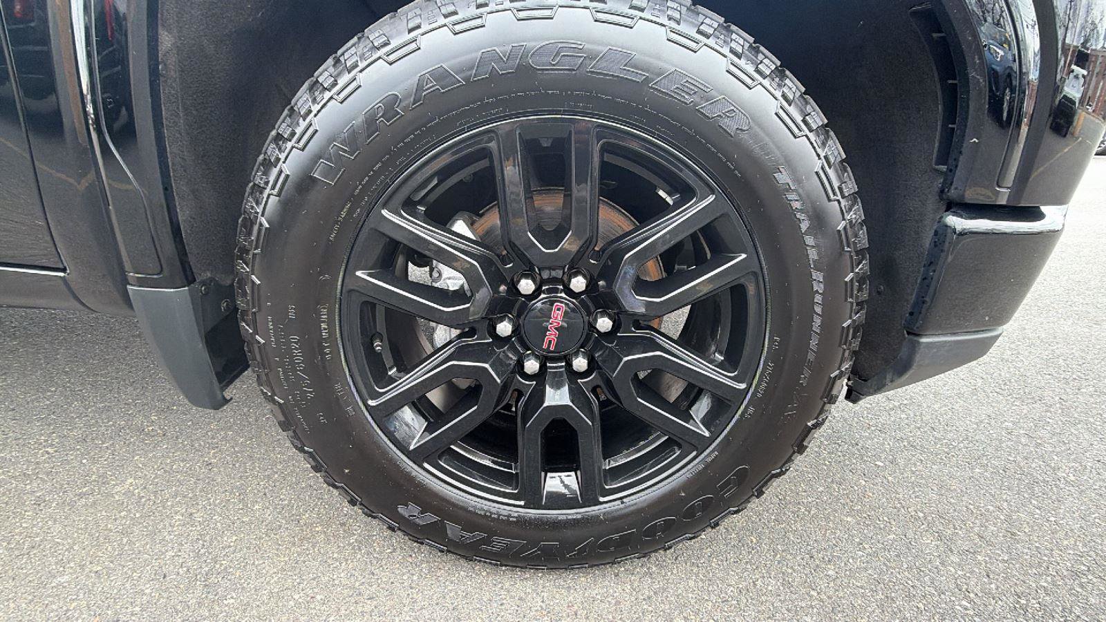 Used 2023 GMC Sierra 1500 Elevation image 9