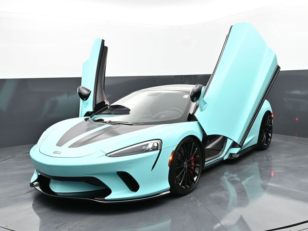 Used 2022 McLaren GT image 1