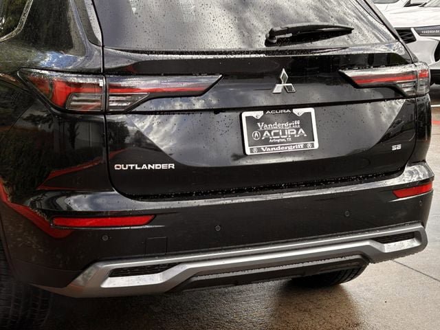 Used 2026 Mitsubishi Outlander SE image 6