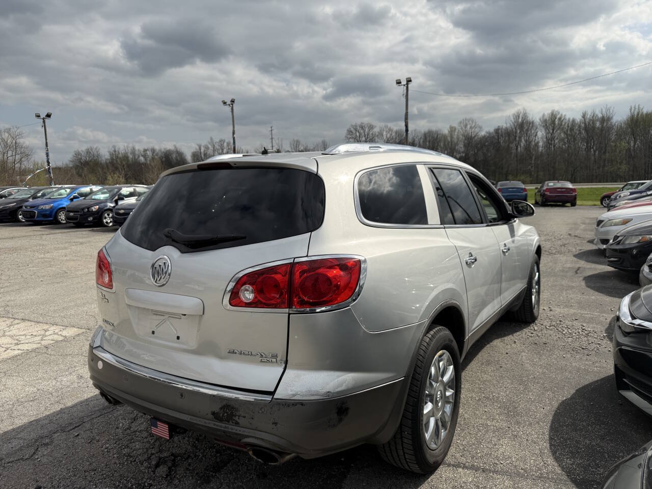 Used 2011 Buick Enclave CXL AWD/4WD image 6