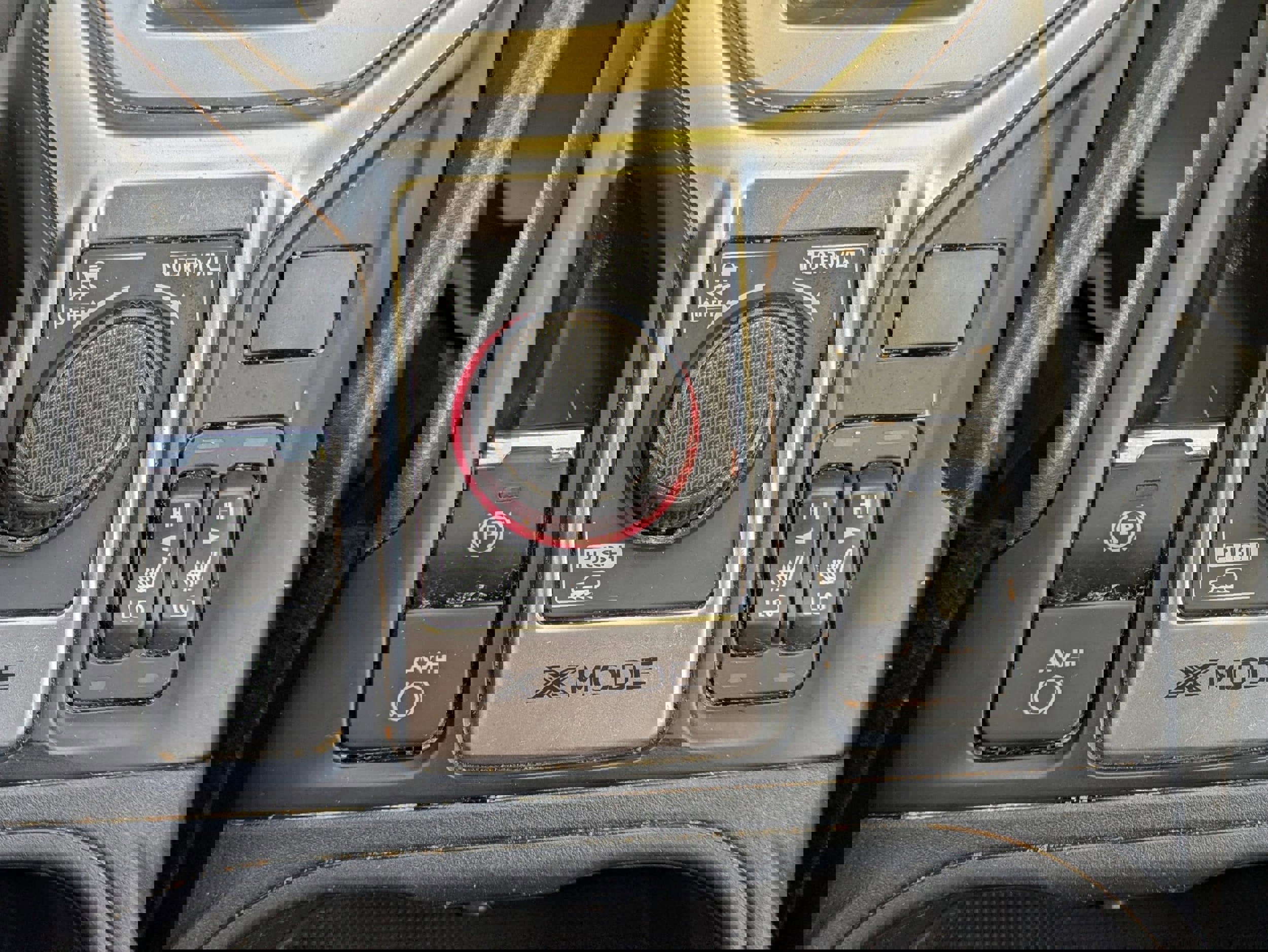 Used 2019 Subaru Forester Premium AWD/4WD image 26