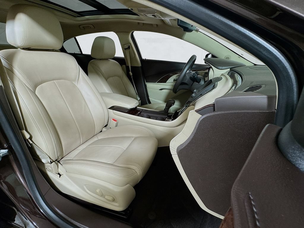 Used 2015 Buick LaCrosse Leather w/ Experience Buick Package FWD image 28