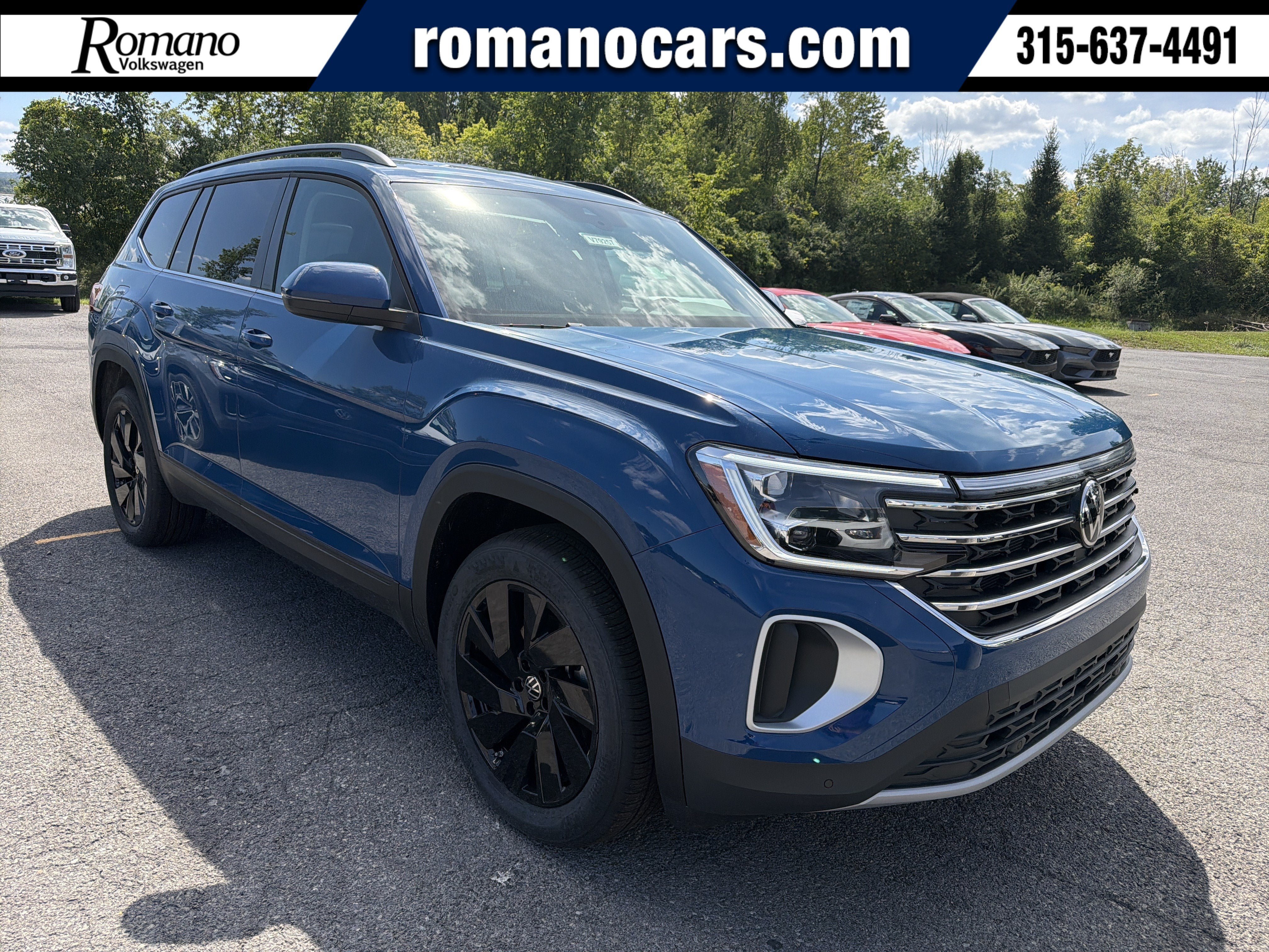 New 2026 Volkswagen Atlas SE AWD/4WD image 1