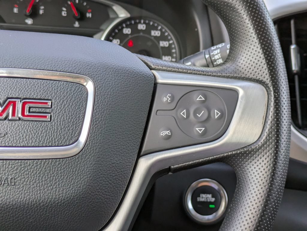 Used 2023 GMC Terrain SLE FWD image 25